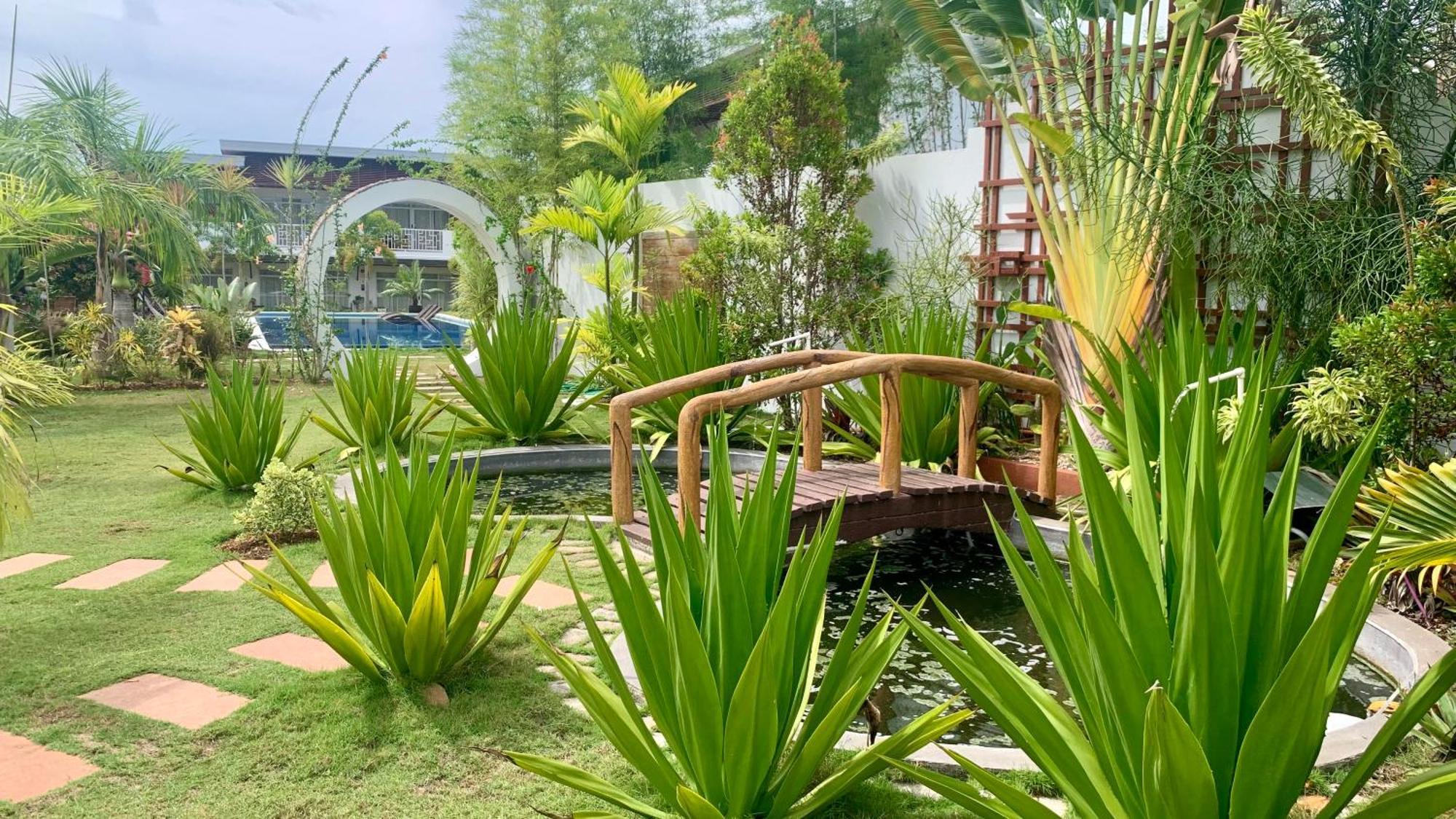 Bella Napoli Resort & Resto Panglao Exterior foto